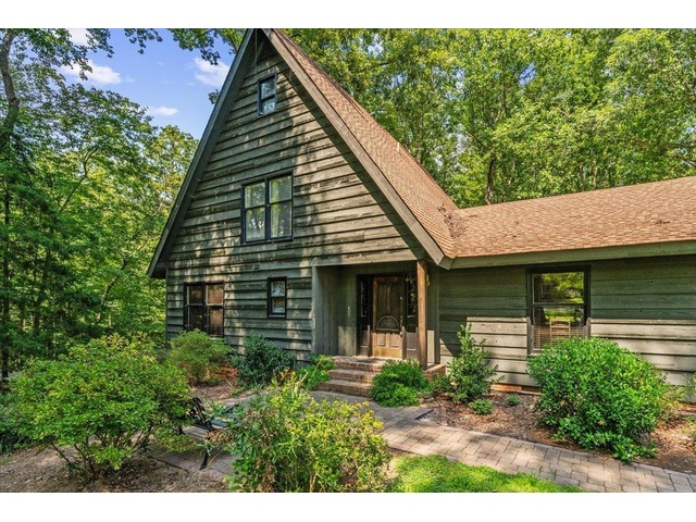 Photo of 100 Caroline Drive