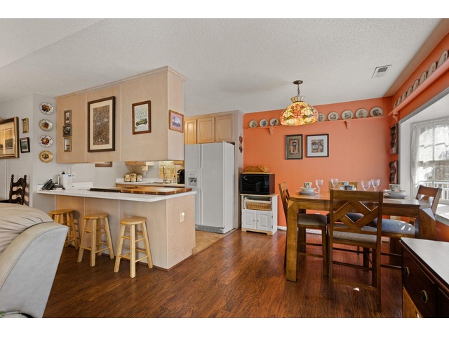 Photo of 132 Englewood Drive