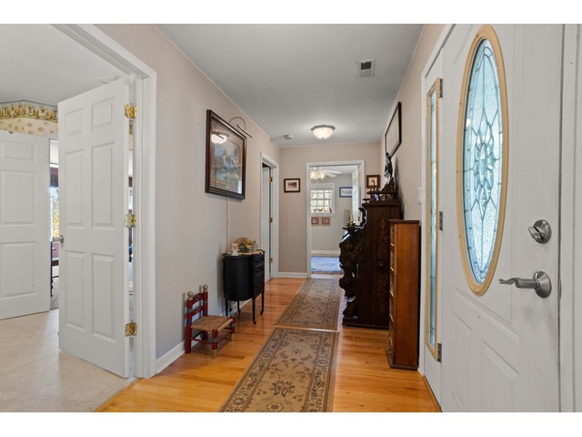 Photo of 132 Englewood Drive