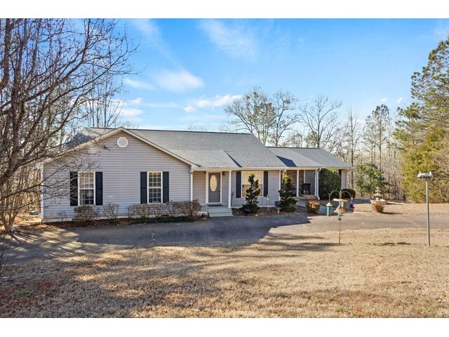 Photo of 132 Englewood Drive