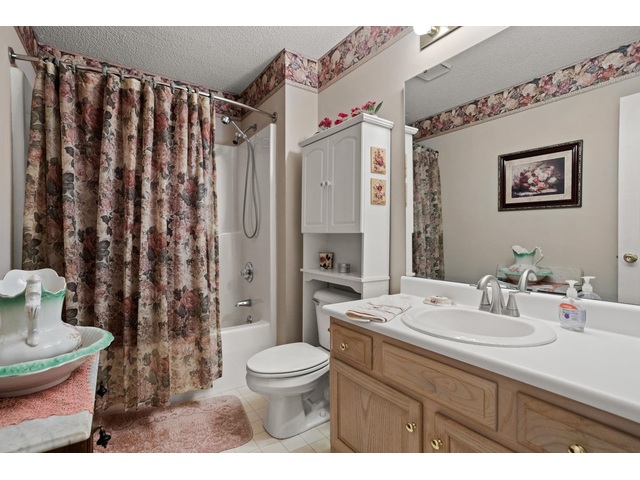 Photo of 132 Englewood Drive