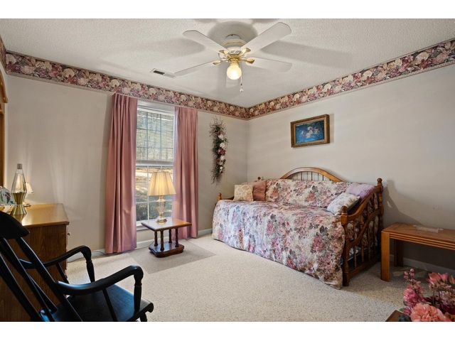 Photo of 132 Englewood Drive