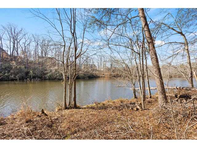 Photo of 132 Englewood Drive