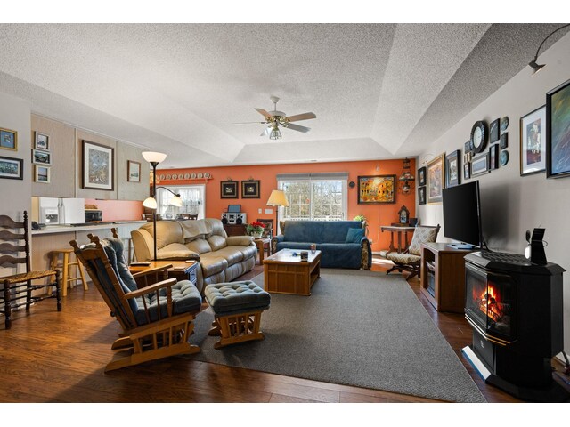 Photo of 132 Englewood Drive