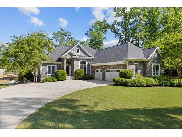 Photo of 217 Commonwealth Drive