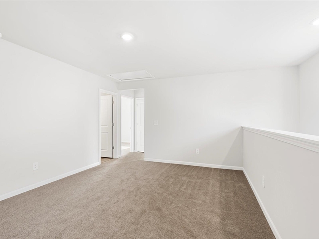 Photo of 325 Fair Cross Circle