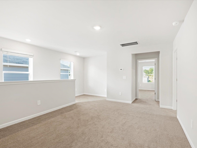 Photo of 325 Fair Cross Circle