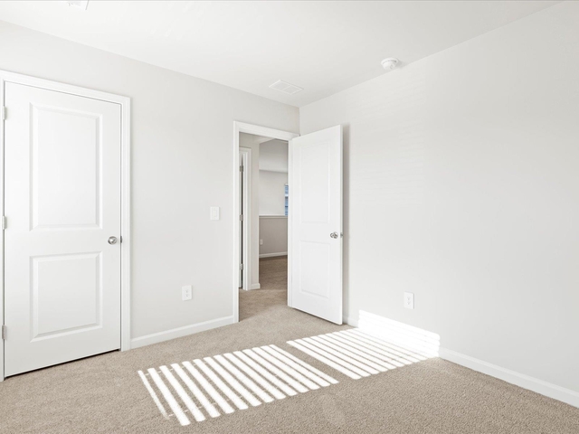 Photo of 325 Fair Cross Circle