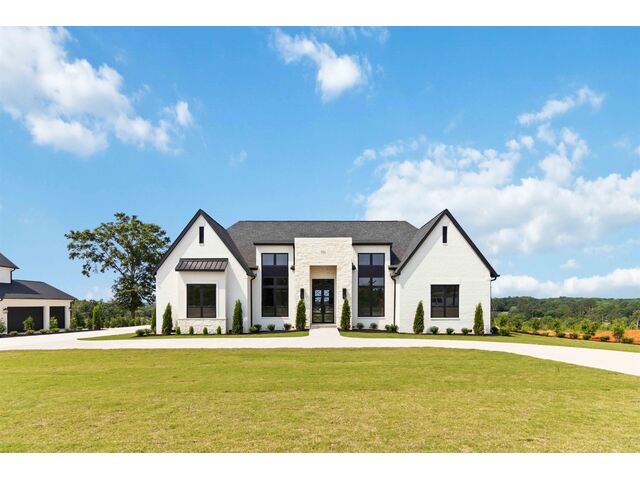 Photo of 733 Castle Stone