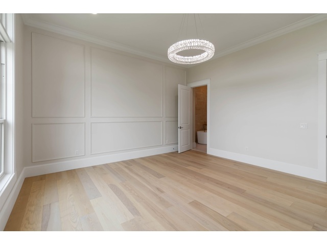 Photo of 733 Castle Stone