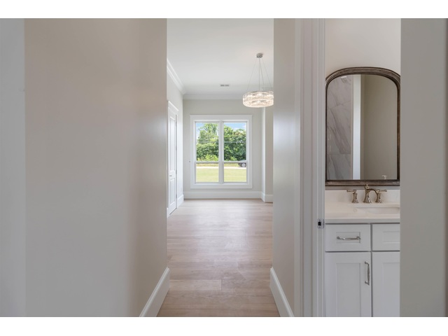 Photo of 733 Castle Stone