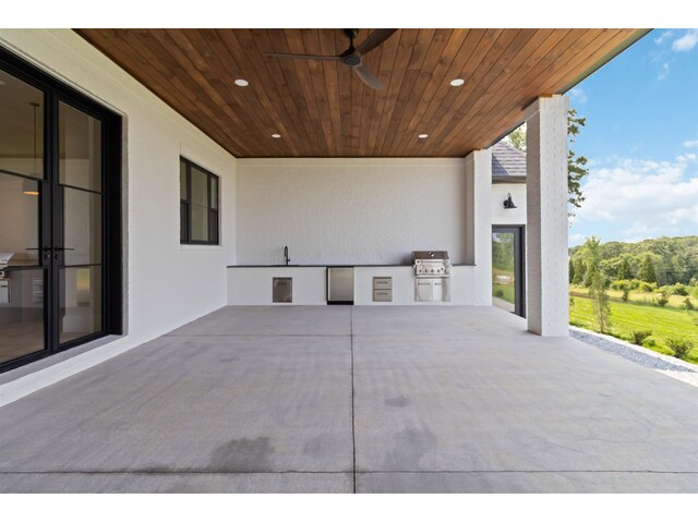 Photo of 733 Castle Stone