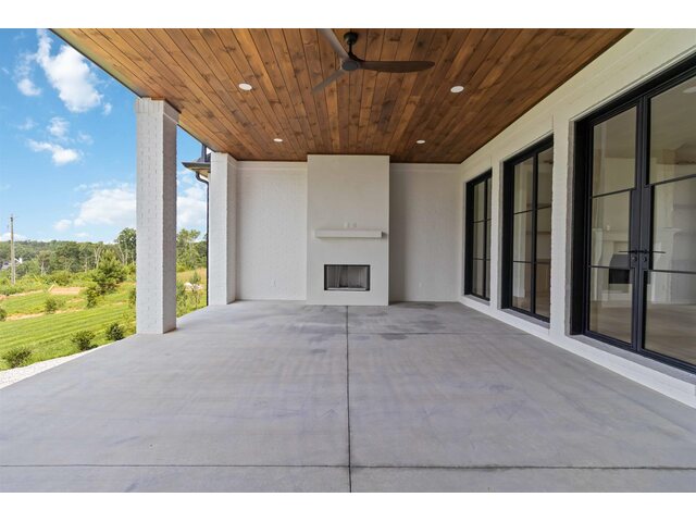 Photo of 733 Castle Stone