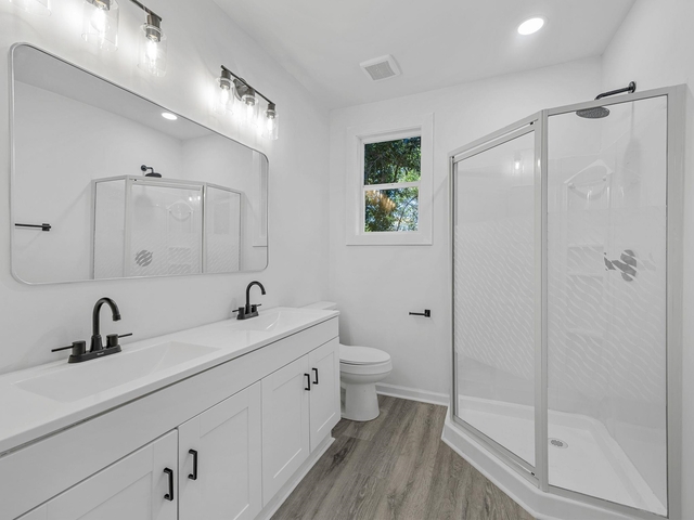 Photo of 10 A Street