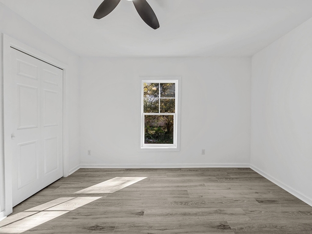 Photo of 10 A Street