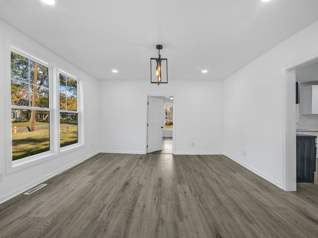 Photo of 10 A Street