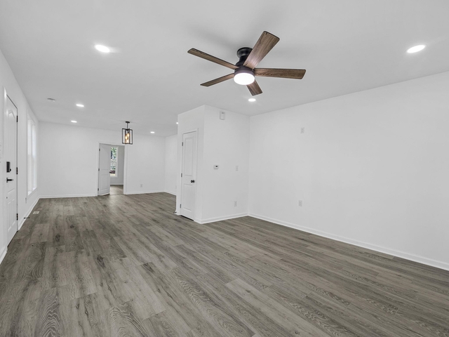 Photo of 10 A Street