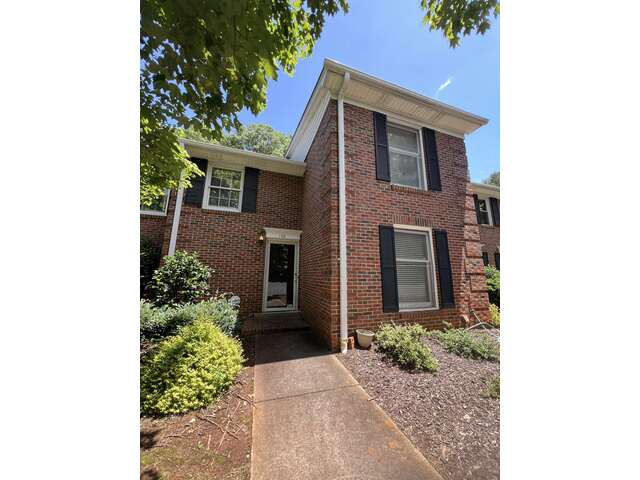 Photo of 165 Buckstone Ln