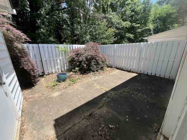 Photo of 165 Buckstone Ln