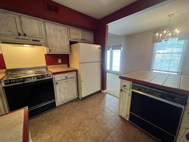 Photo of 165 Buckstone Ln