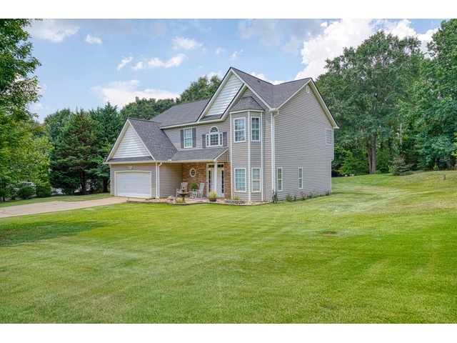 Photo of 316 Crestview Lane Photo of 316 Crestview Lane