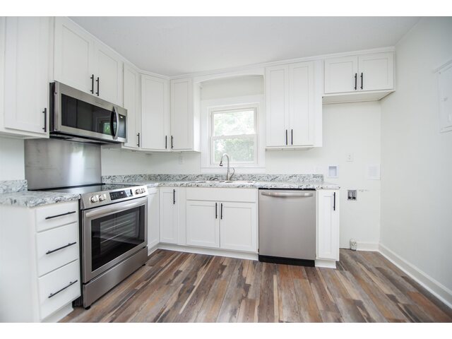 Photo of 1910 E Blackstock Road