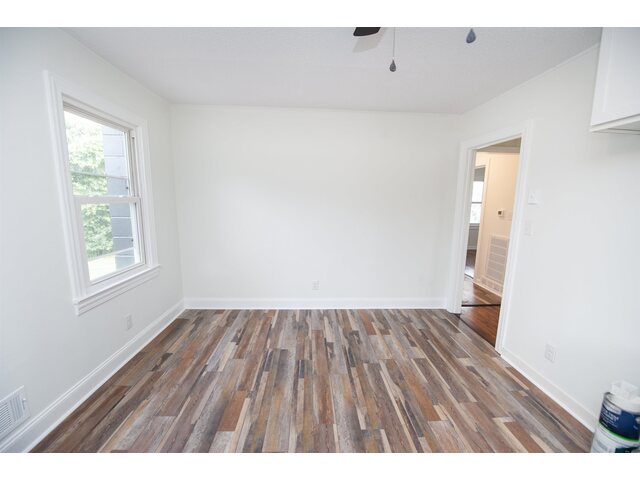 Photo of 1910 E Blackstock Road