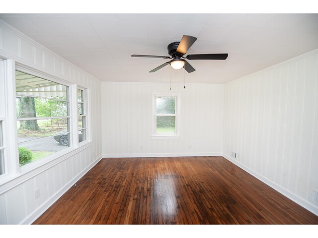 Photo of 1910 E Blackstock Road