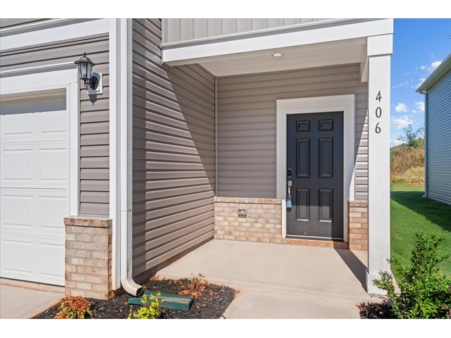 Photo of 406 shortleaf Lane