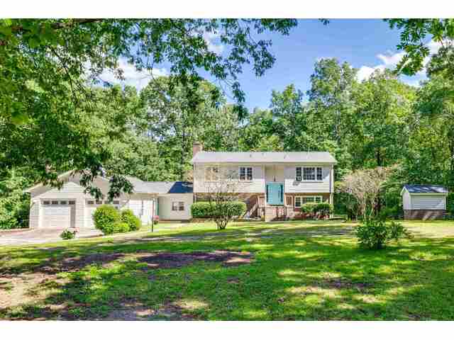 Photo of 679 Fairforest Road Photo of 679 Fairforest Road