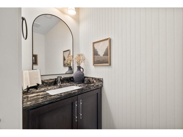 Photo of 4588 N 14 Highway