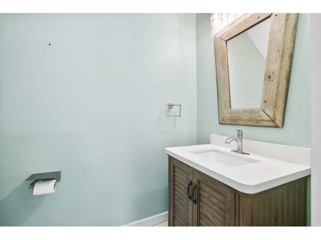 Photo of 4588 N 14 Highway