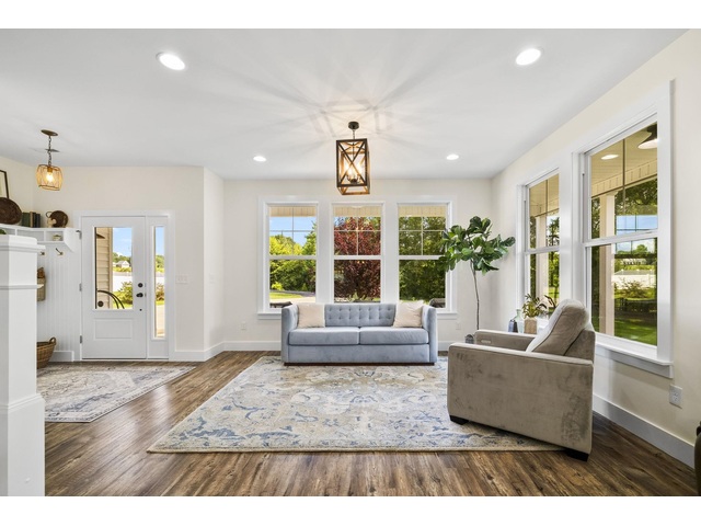 Photo of 4588 N 14 Highway