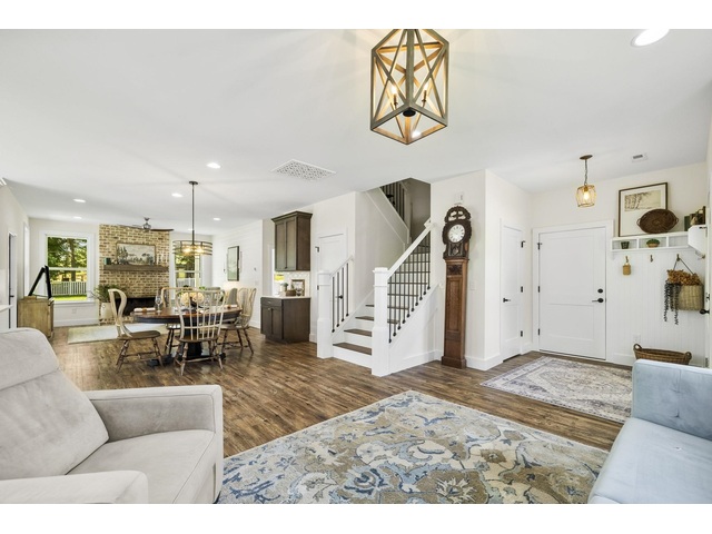 Photo of 4588 N 14 Highway