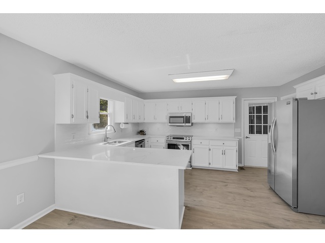 Photo of 162 Woodcreek Drive