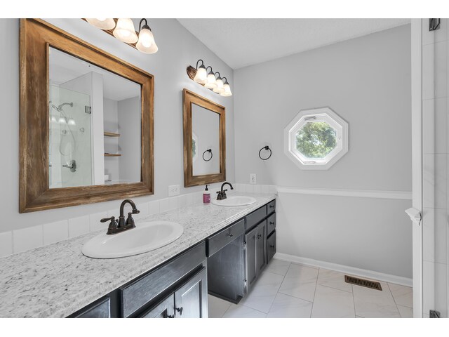 Photo of 162 Woodcreek Drive