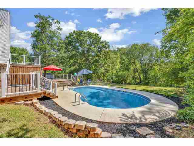 Photo of 162 Woodcreek Drive