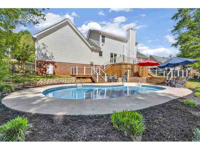 Photo of 162 Woodcreek Drive