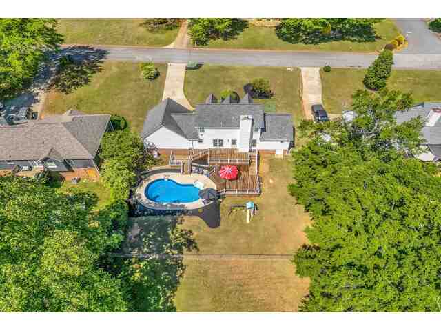Photo of 162 Woodcreek Drive