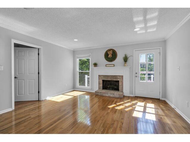 Photo of 162 Woodcreek Drive