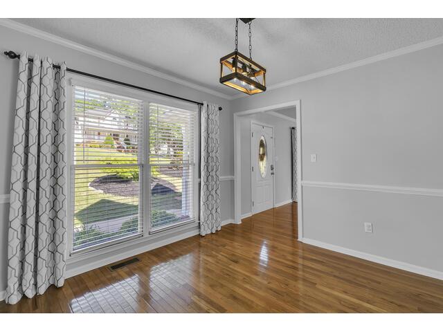 Photo of 162 Woodcreek Drive