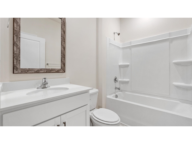 Photo of 945 Pineland Drive
