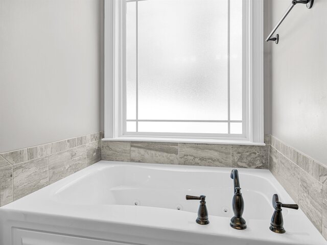 Photo of 130 Cane Creek Way