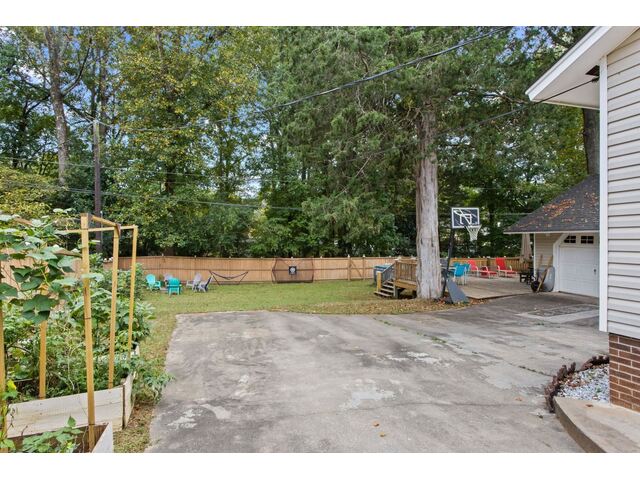 Photo of 126 Ashdown Drive Photo of 126 Ashdown Drive