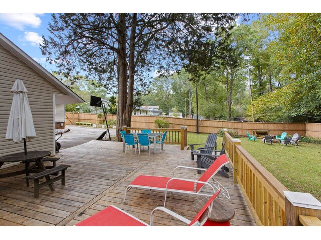 Photo of 126 Ashdown Drive Photo of 126 Ashdown Drive
