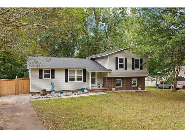 Photo of 126 Ashdown Drive Photo of 126 Ashdown Drive