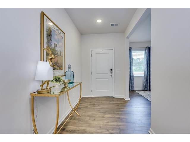 Photo of 1021 Skidaway Drive