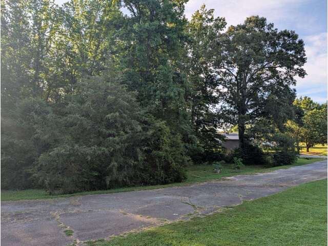 Photo of 0 Dora Ave