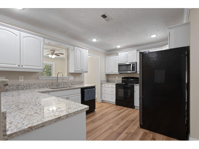 Photo of 661 Hibbard Farm Road