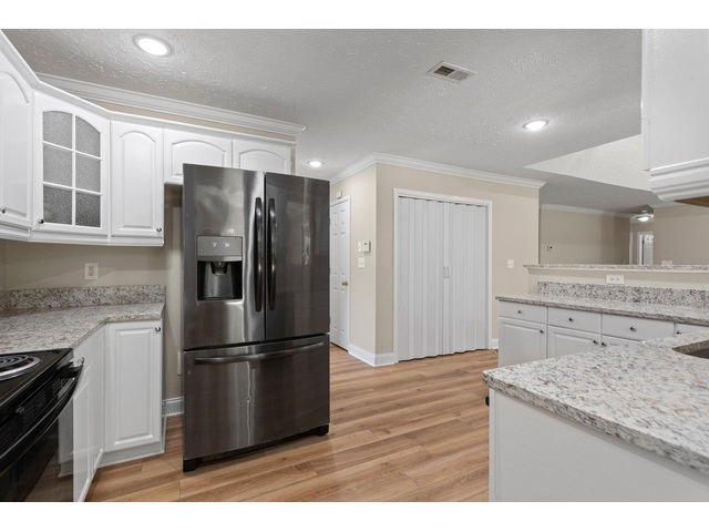 Photo of 661 Hibbard Farm Road